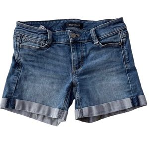 White House Black Market Jean Shorts Woman’s Size 00
